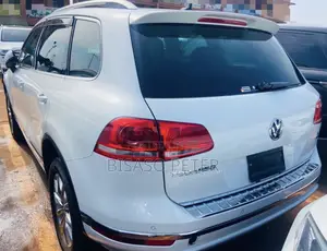 Volkswagen Touareg 2014 White