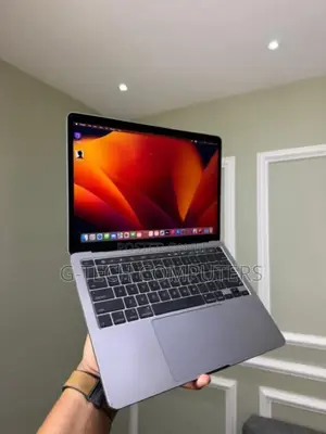 New Laptop Apple MacBook Pro 16GB Intel Core I5 SSD 512GB