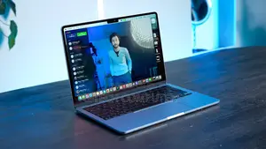 New Laptop Apple MacBook Air 2025 M4 13-Inch 16GB Apple M4 SSD 512GB