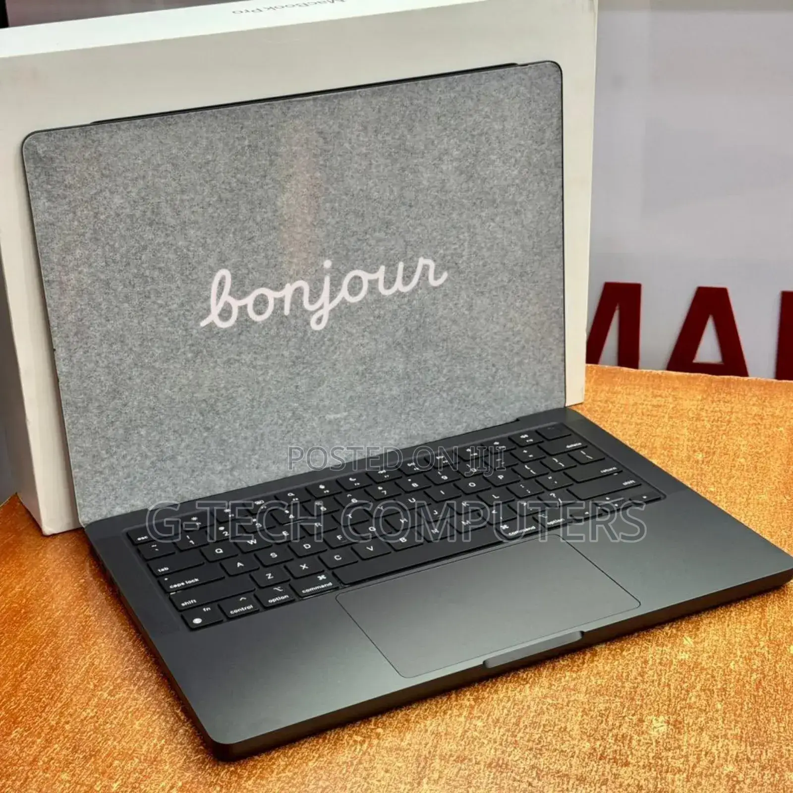 New Laptop Apple MacBook Pro 16GB Apple M4 Pro SSD 512GB
