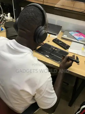 Original Apple Laptops Screen Replacement