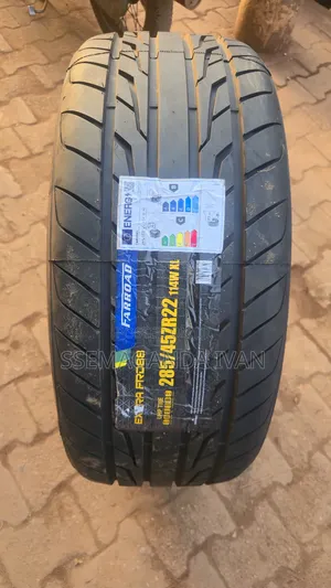285/45r22 Mercedes-Benz Benz,Bmw Audi,Landcruiser, Lexus Tyres