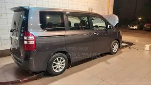 Toyota Noah New Model for Hire/Selfdrive