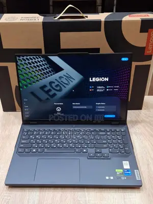 New Laptop Lenovo Legion 5i 32GB SSD 2T