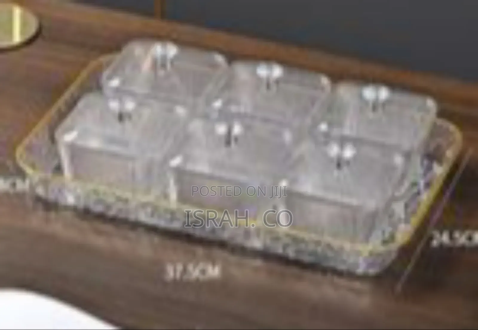 Luxurious 6-Compartment Decorative Serving Set