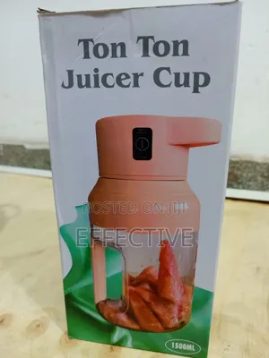 Ton Portable Electric Juicer Cup.