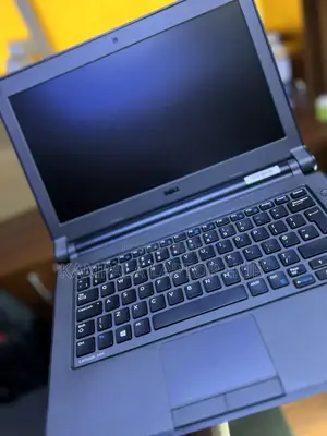 Laptop Dell Latitude 13 3340 4GB Intel Core I5 HDD 500GB