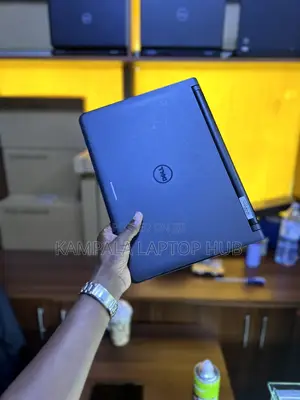 Laptop Dell Latitude 13 3340 8GB Intel HDD+SSD 500GB
