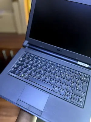 Laptop Dell Latitude 13 3340 8GB Intel HDD+SSD 500GB