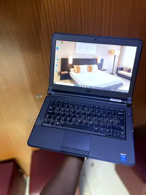 Laptop Dell Latitude 13 3340 4GB Intel HDD 500GB