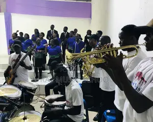 Live Band Music Sessions
