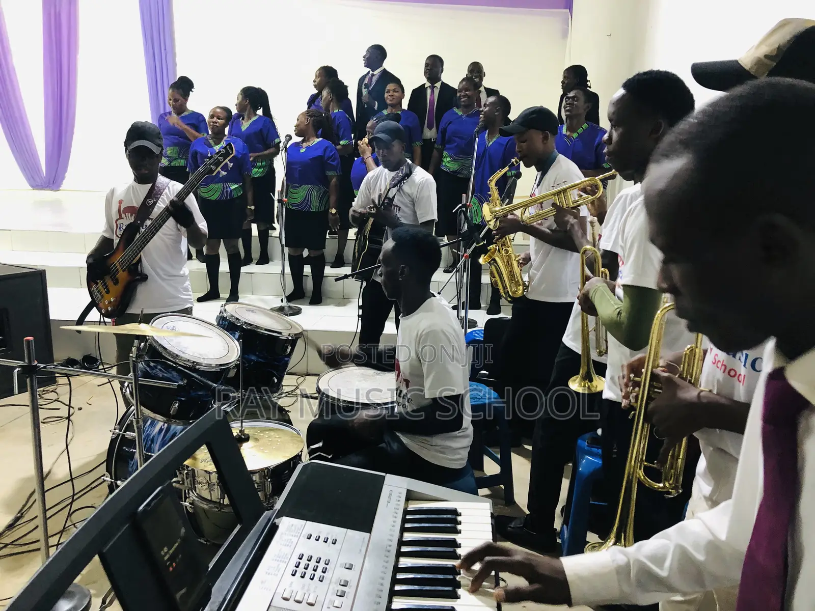 Live Band Music Sessions