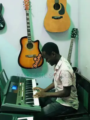 Piano Lessons Online Onsite Home