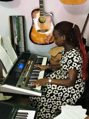 Piano Lessons Online Onsite Home