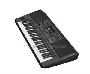 Yamaha PSR 700 Keyboard Workstation Arranger- Proffessional
