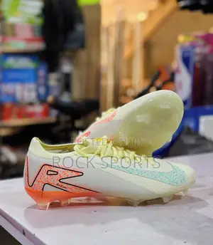 Football Shoes (Nike Airzoom)