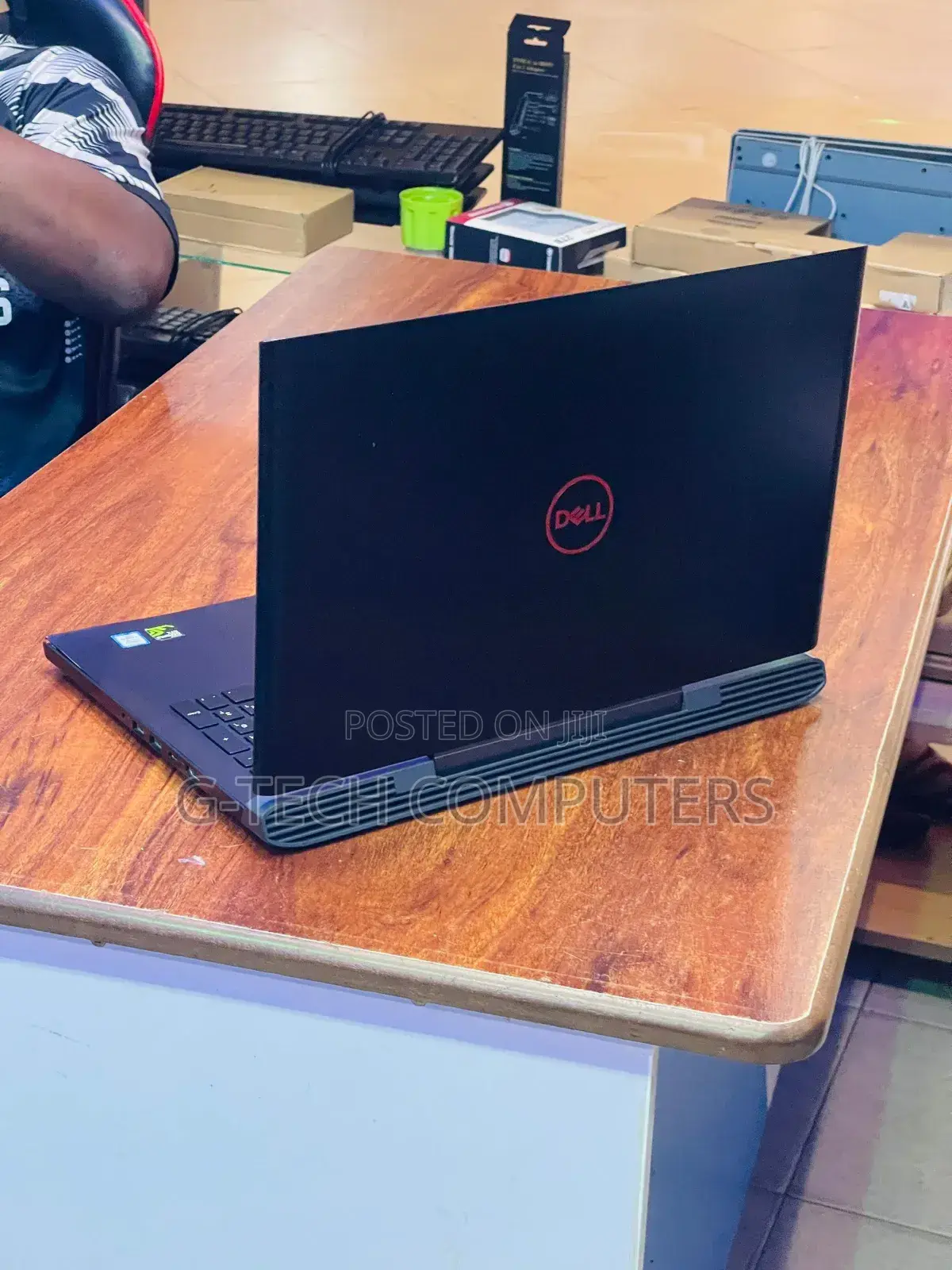 New Laptop Dell Inspiron 15 7577 8GB Intel Core I5 SSD 256GB