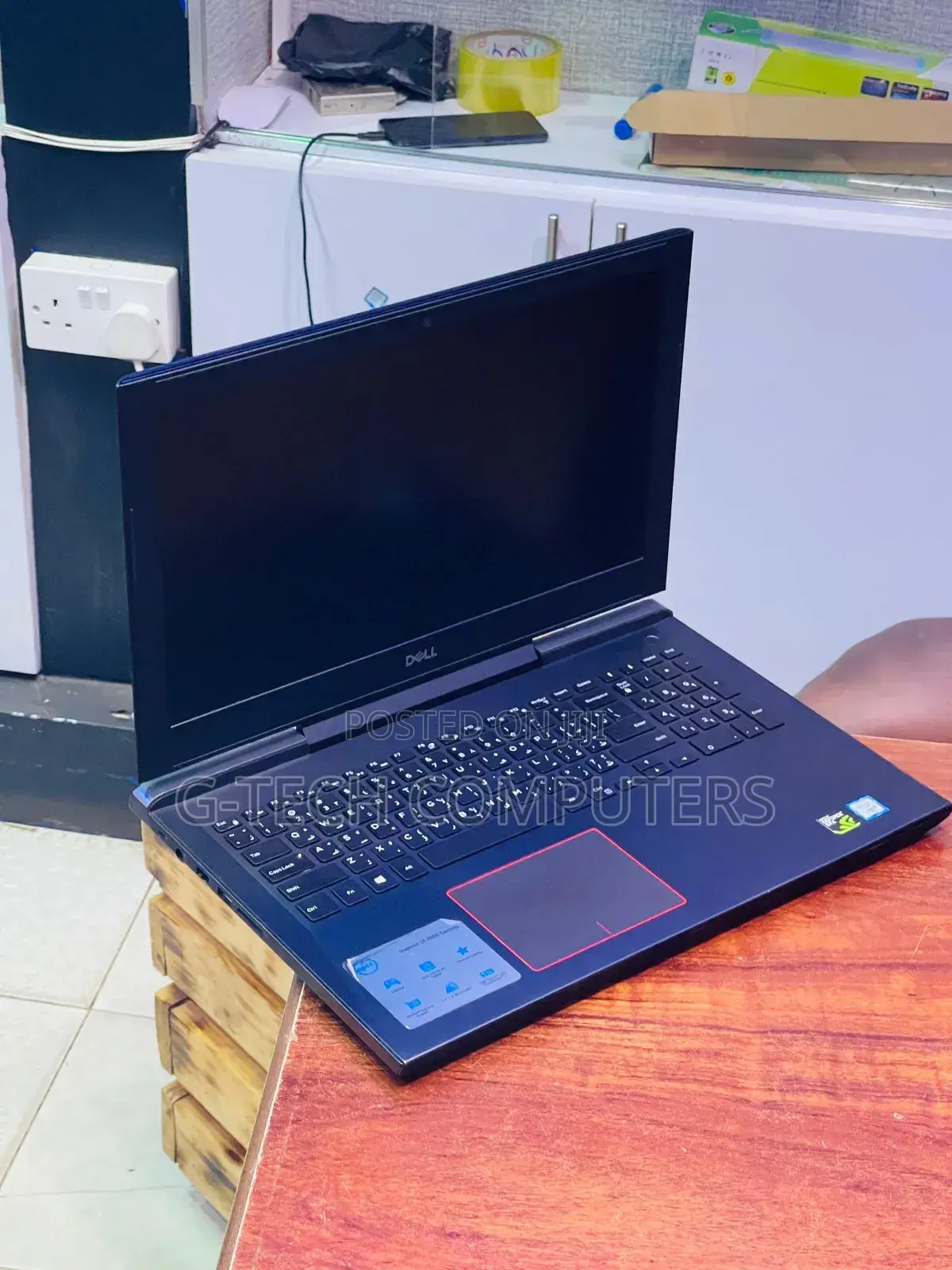 New Laptop Dell Inspiron 15 7577 8GB Intel Core I5 SSD 256GB