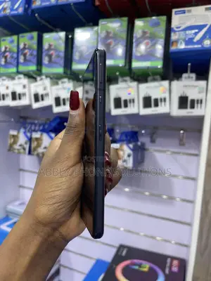Sharp Aquos sense5G 64 GB Black