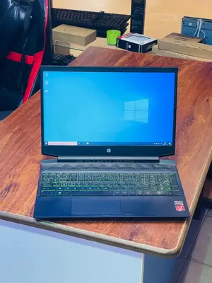 New Laptop HP Pavilion 15 8GB AMD Ryzen 5 SSD 256GB