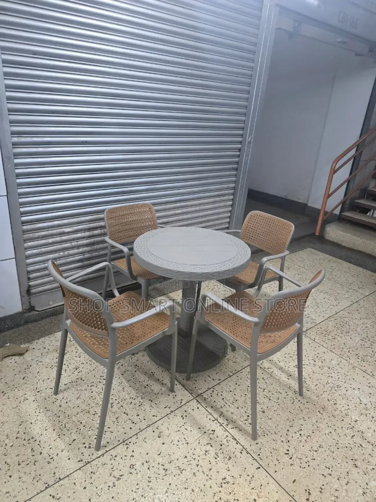 Bars Hotels Restaurant Cafe's Plastic Table and Chairs