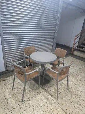 Bars Hotels Restaurant Cafe's Plastic Table and Chairs