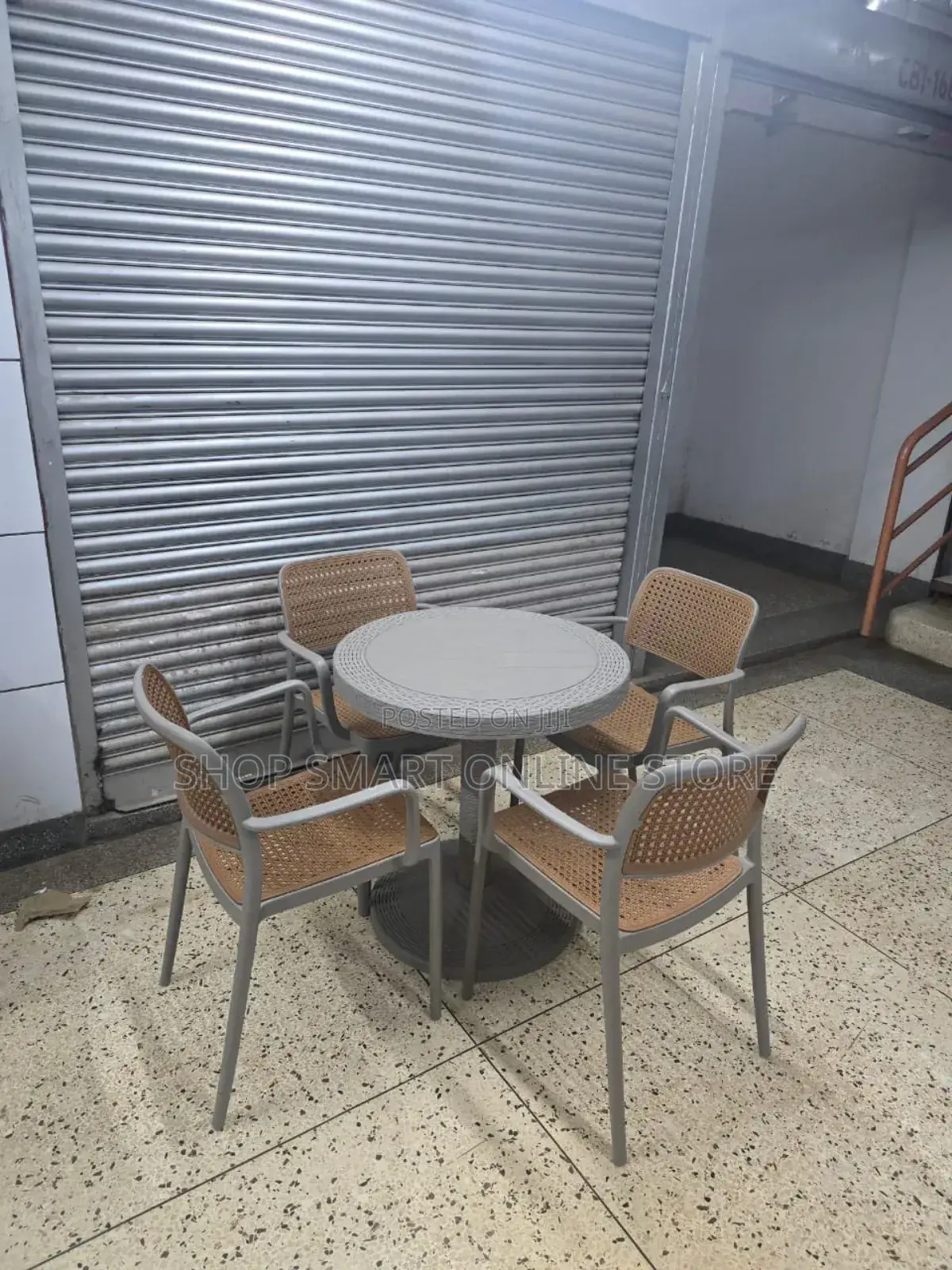 Bars Hotels Restaurant Cafe's Plastic Table and Chairs