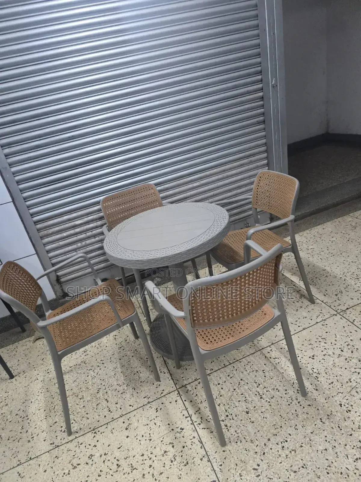 Bars Hotels Restaurant Cafe's Plastic Table and Chairs