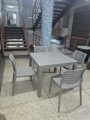Garden Plastic Table and Chairs Set Brand New