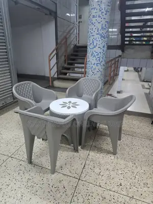 Coffee Bars Garden Plastic Dining Table and Chairs
