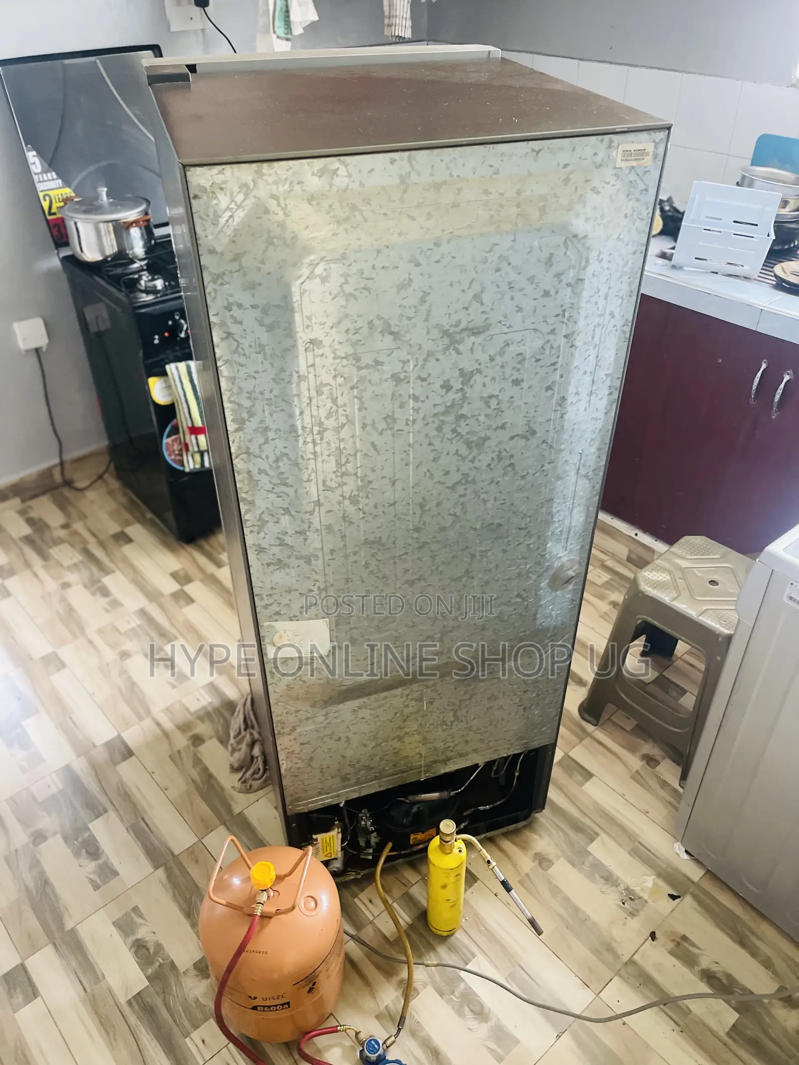 Refrigerator Repairs,Gas Refilling and Services