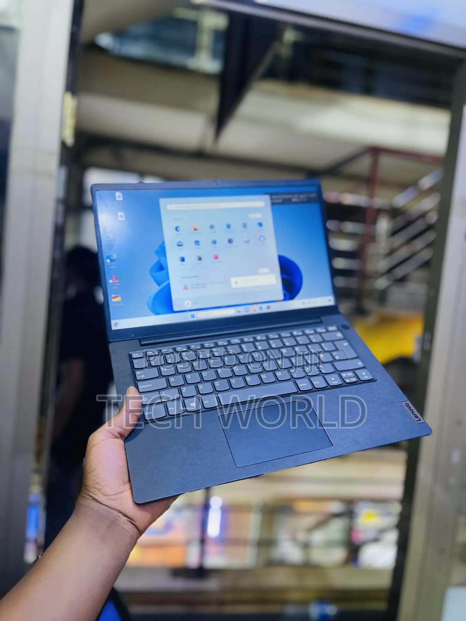 Laptop Lenovo 8GB Intel Core I3 SSD 256GB