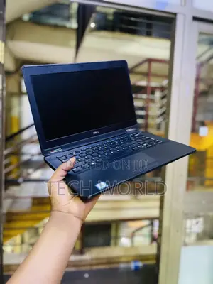 Laptop Dell Latitude E7270 8GB Intel Core I7 SSD 256GB