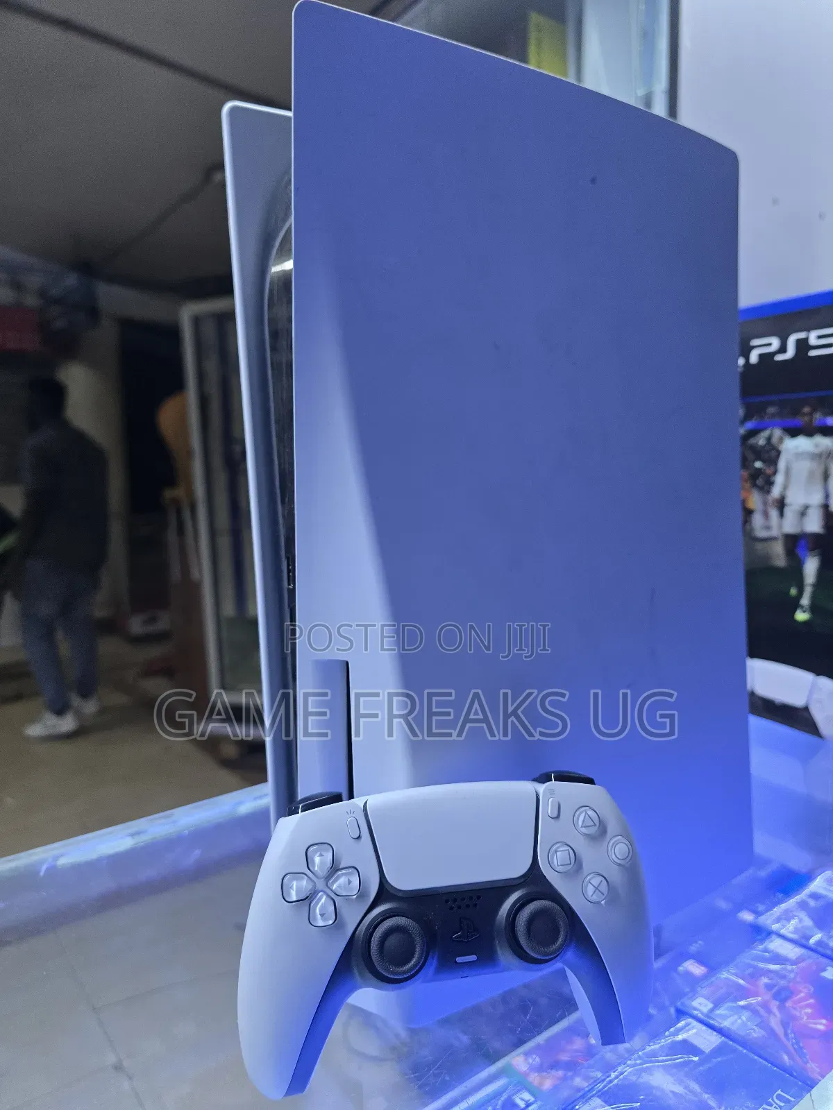 Playstation 5 and Controller