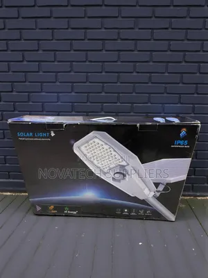 Hi Energy 400w Solar Street Light – High Power Outdoor Lighting