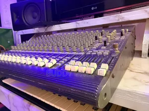Sound Mixer 16 Channel Mackie