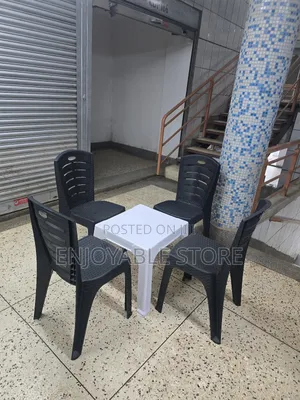 Spotted Medium Plastic Table and 4 Chairs Set