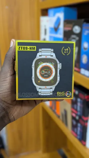 The Zto9 Hm Armored Smart Watch With Amoled Screen