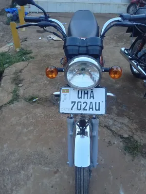 Bajaj Boxer 100 2025 Red