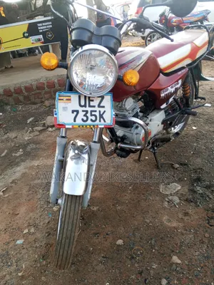 Bajaj Boxer 100 2020 Red