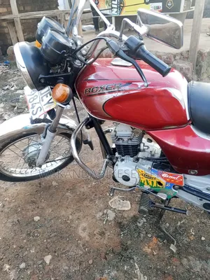 Bajaj Boxer 100 2020 Red