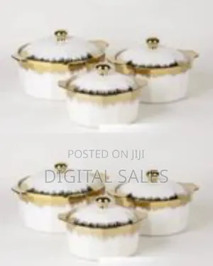 Elegant Ceramic Serving Dishes / Casserole Set With Accents