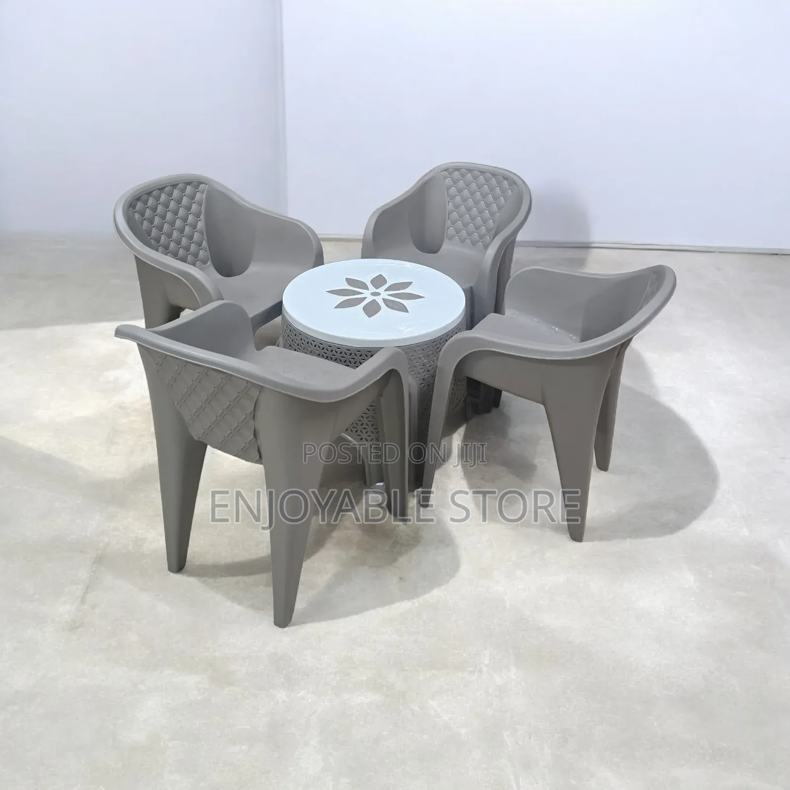 Garden Bars Restaurant Home Plastic Table and Chairs