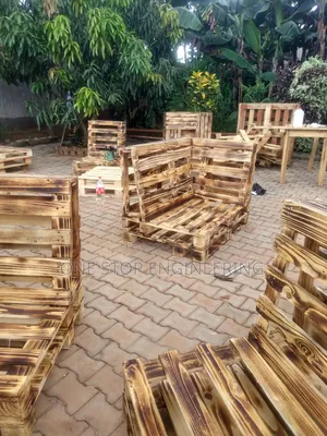 Nice Pallet Chairs
