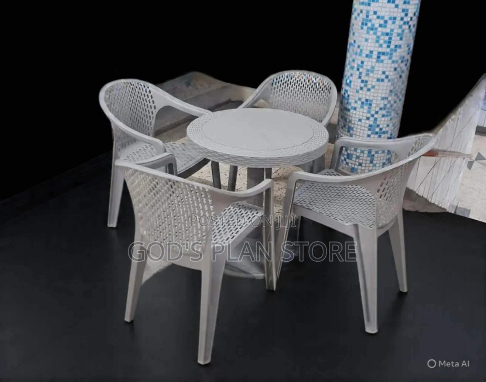 Smart Plastic Table and Chairs Plastic Table and Chairs Set for Bar