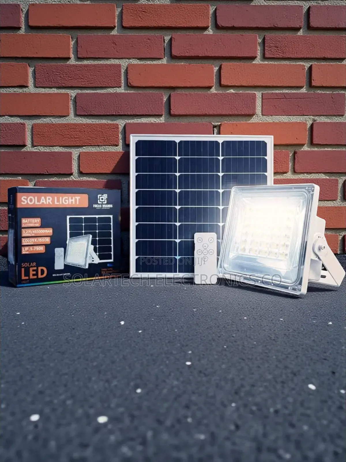 400w Solar Flood Light Blue Carbon Wawa – Energy Saving Lighting