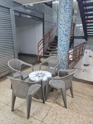 Glowing Dining Table and Chairs Plastic Dining Table and Chairs