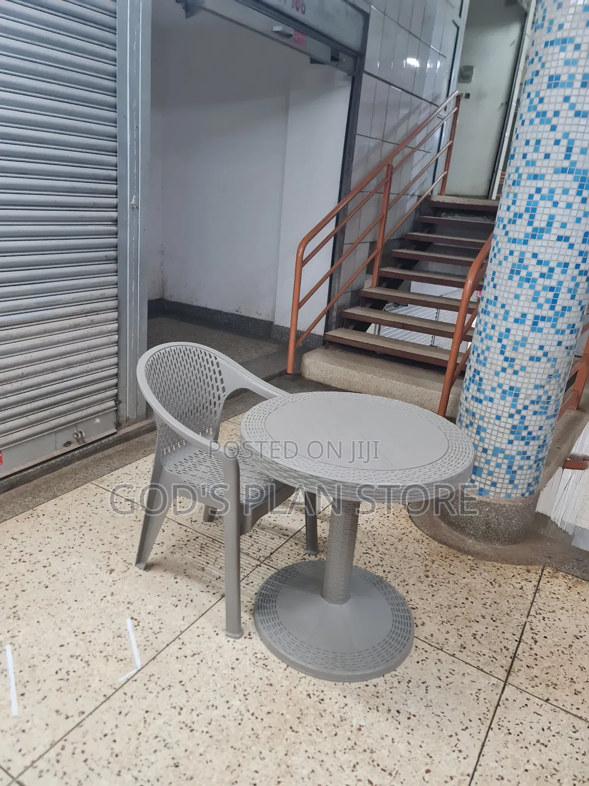 Dining Chair and Table Set (Gray)