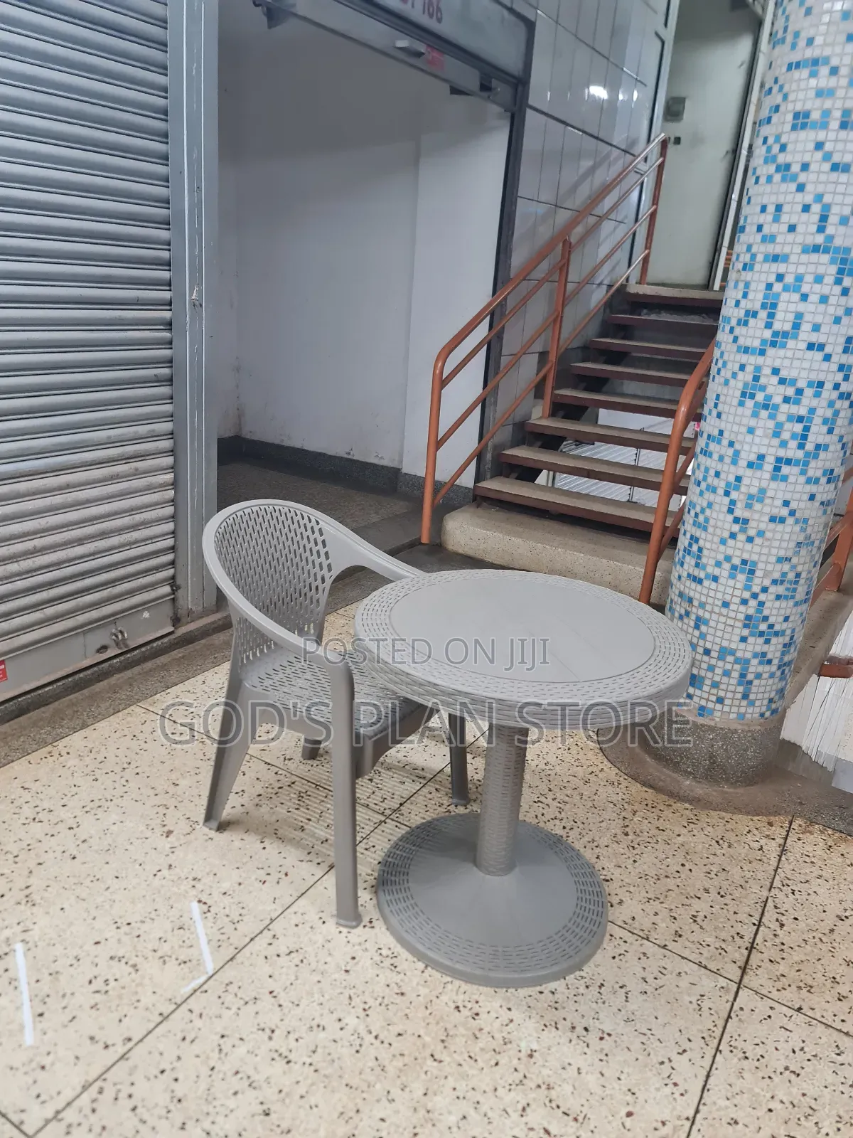 Dining Chair and Table Set (Gray)