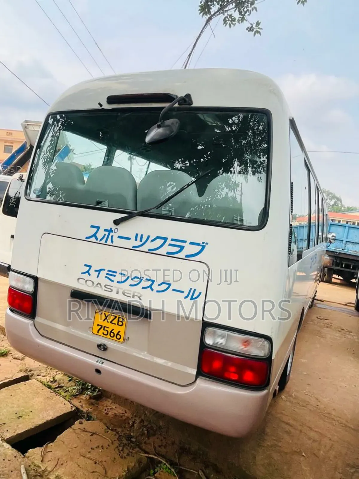 Toyota Coaster 2013 Silver